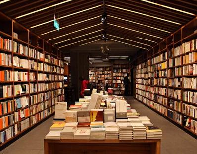 打造读书人的一片乐土 让书店给你一个纯净的空间
